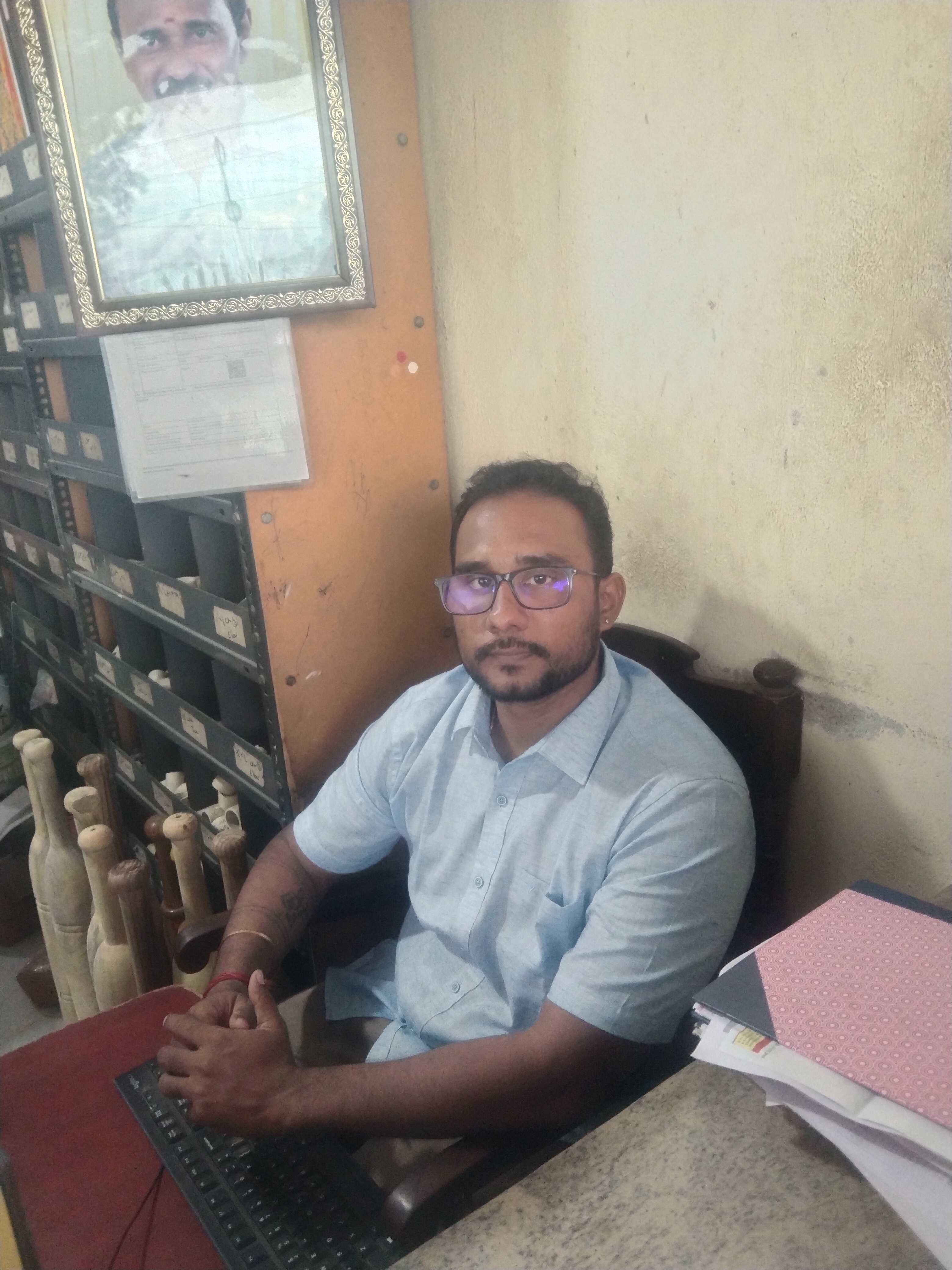 B.Vinoth