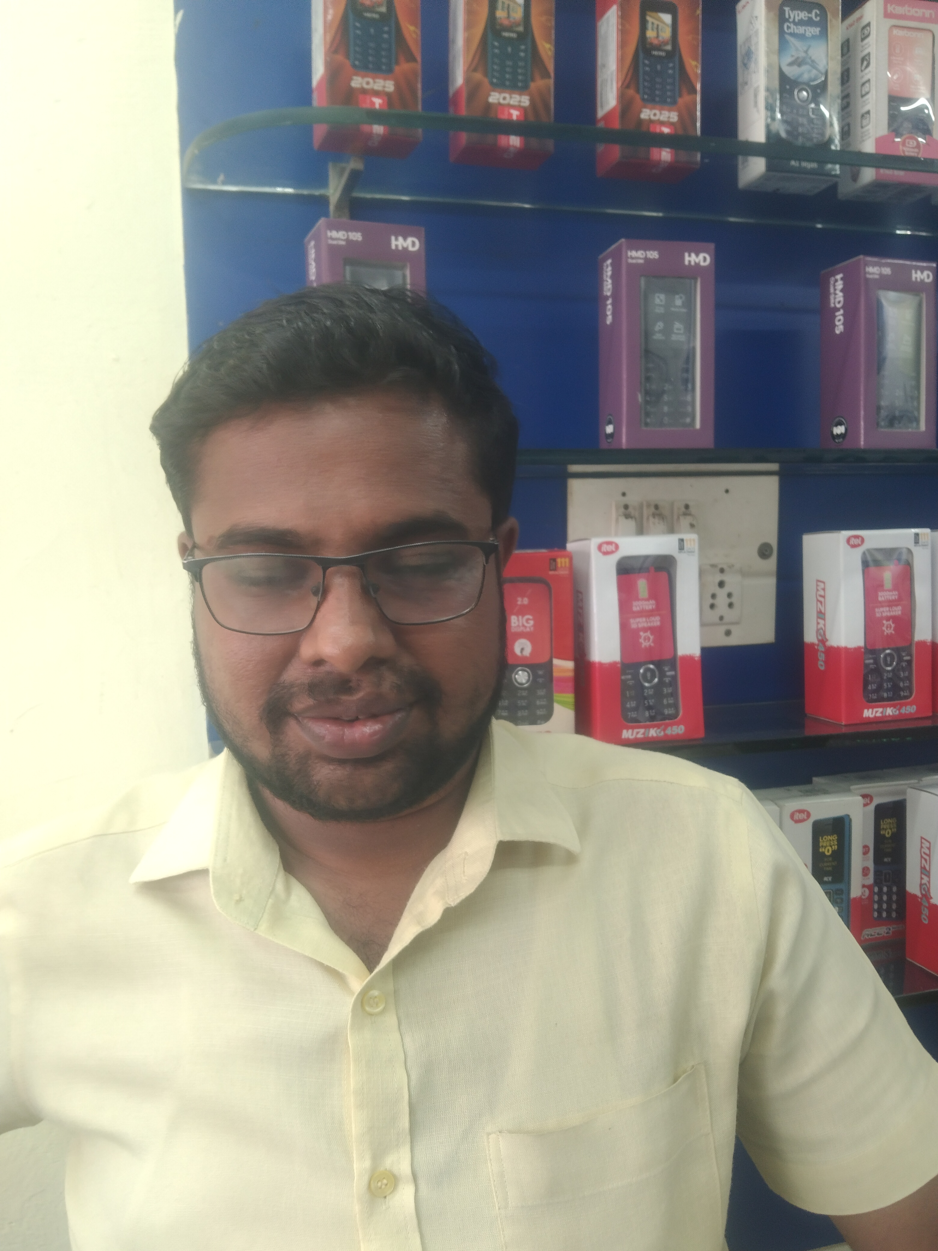M.Muthukumar